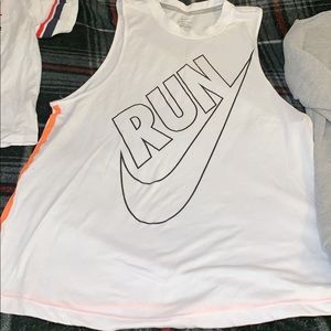 Nike top!